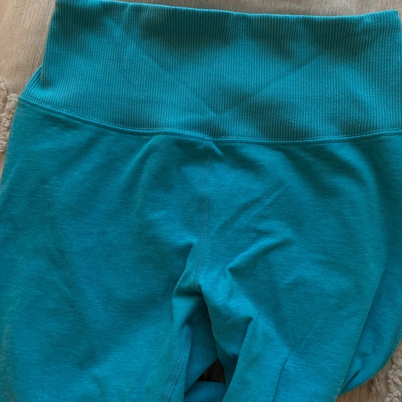 High-Waist Alosoft Lounge Legging - Picture 3 of 6